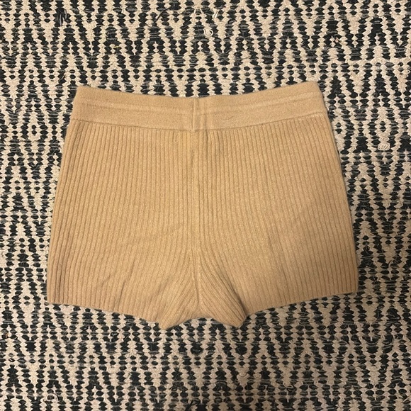 Naadam Cashmere Shorts - Picture 3 of 3